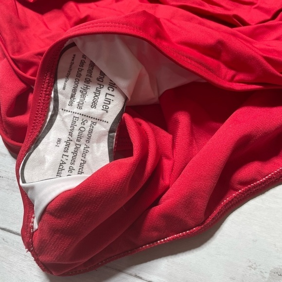 Ralph Lauren Women's Beach Club Solids Ring One Piece Swimsuit Red slimming - Picture 10 of 13